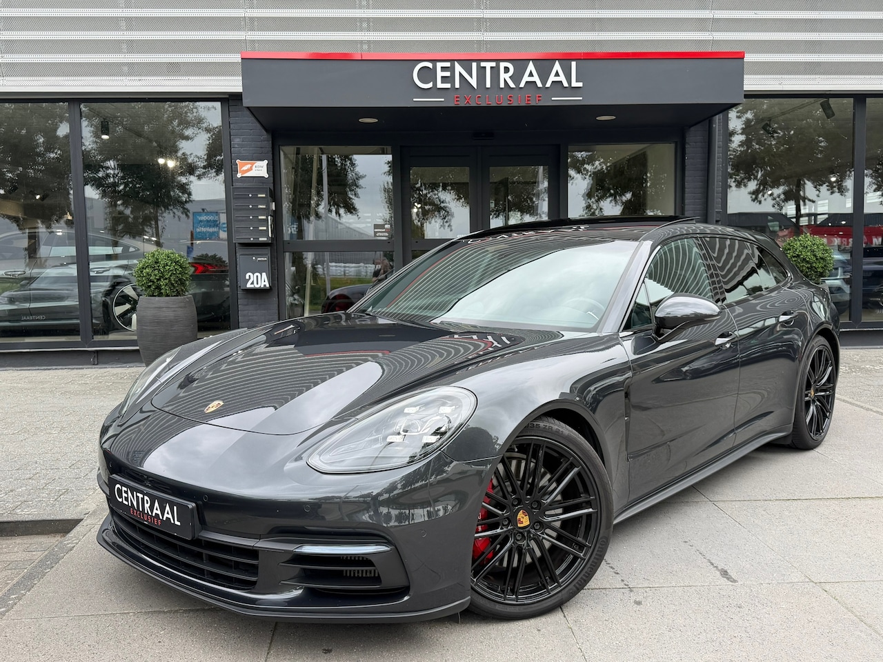Porsche Panamera Sport Turismo - 2.9 4 E-Hybrid Pano|Sportchrono|Memory|Camera|Bosé|463PK - AutoWereld.nl
