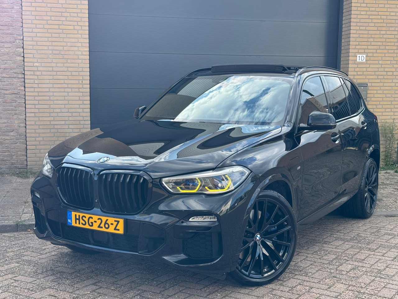 BMW X5 - BMW X5 XDrive45e High Executive |Mpakket|B&W|Laser|Skylounge|HUD|Massage|360|DriveAssist|i - AutoWereld.nl