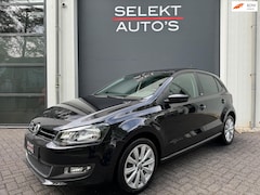 Volkswagen Polo - 1.4-16V Style Pano/Cruise/Airco/Navigatie/Stoelverwarming/RNS 310/PDC/Elekt Ramen/Elekt Sp