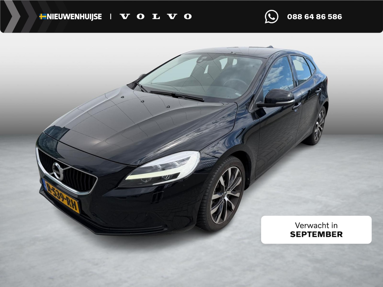 Volvo V40 - 2.0 T3 Inscription | Stoelverwarming | Achteruitrij camera | 17" | Cruise control | High p - AutoWereld.nl