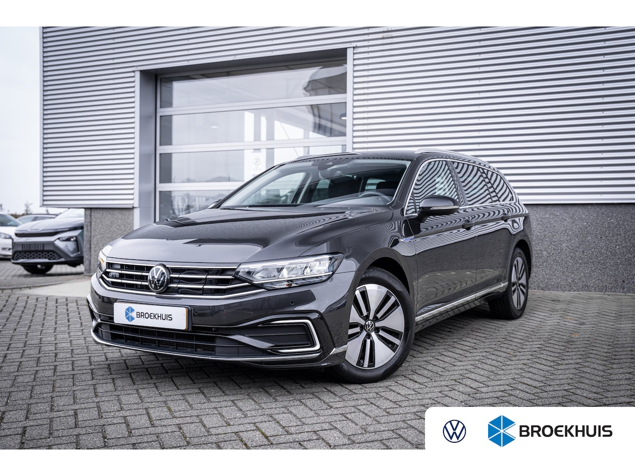 Volkswagen Passat Variant - 1.4 TSI PHEV GTE Business SOH (94%) | Achteruitrijcamera | Volledig digitaal instrumentenp - AutoWereld.nl