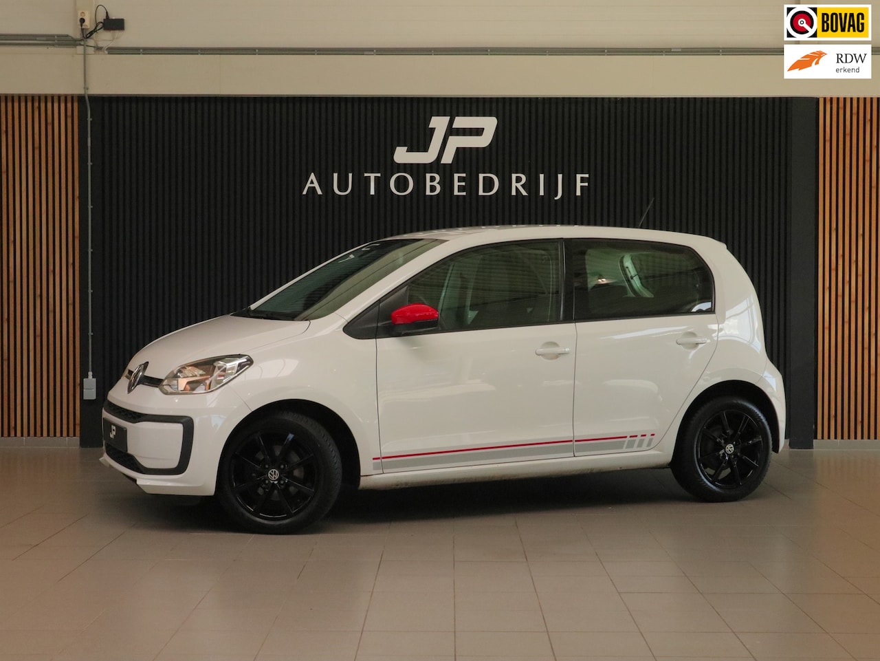Volkswagen Up! - 1.0 BlueMotion Technology Move Up! | ABS | Airco | ESP | Licht Metalen Velgen - AutoWereld.nl