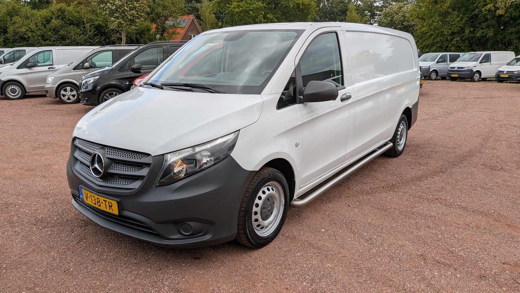 Mercedes-Benz Vito - 111 CDI EURO 6 L3H1 Leder / Airco / Cruise Extra Lang XXL 343 - AutoWereld.nl