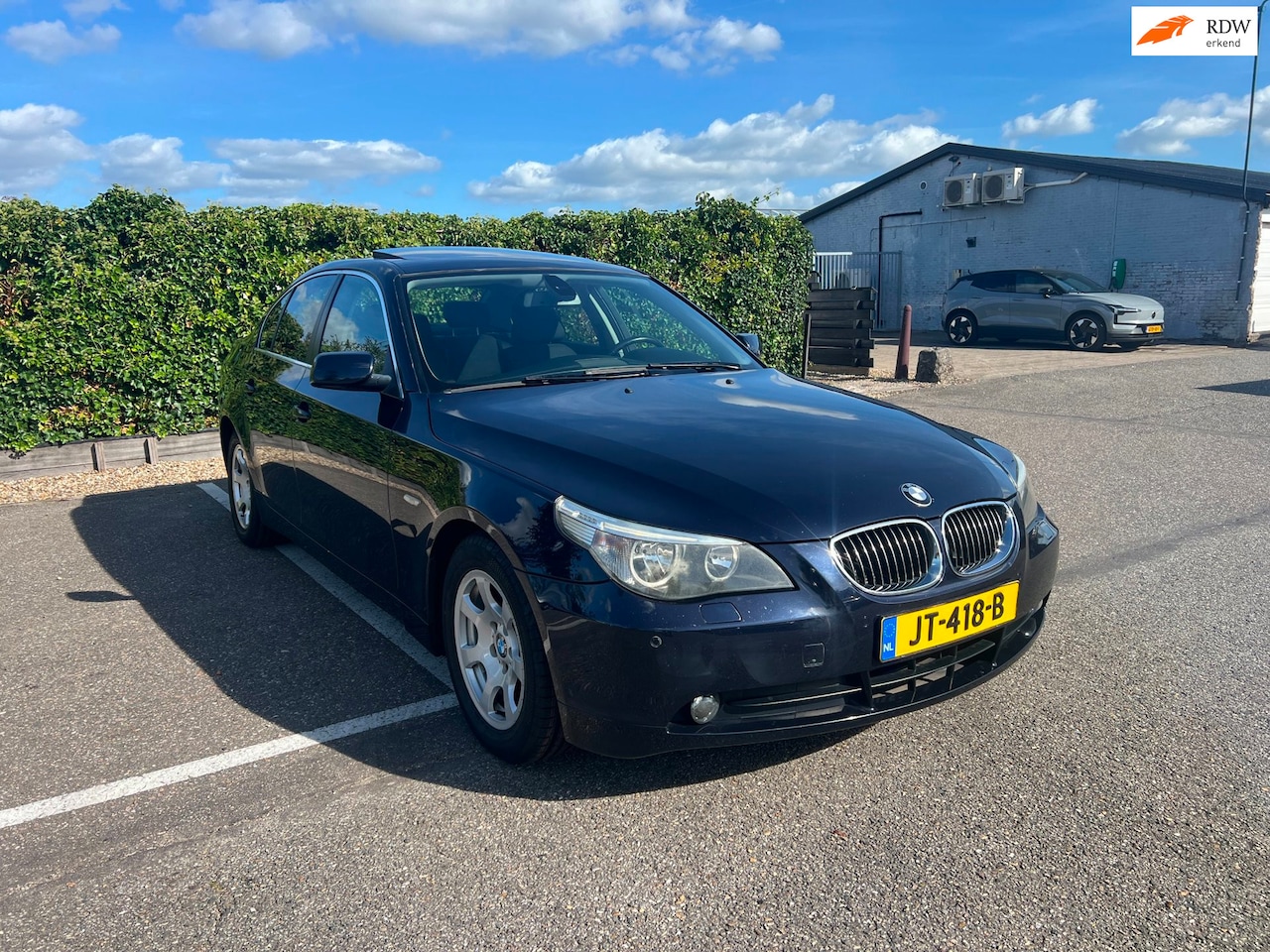 BMW 5-serie - 523i Executive| PANO| AUT.|NETTE AUTO - AutoWereld.nl