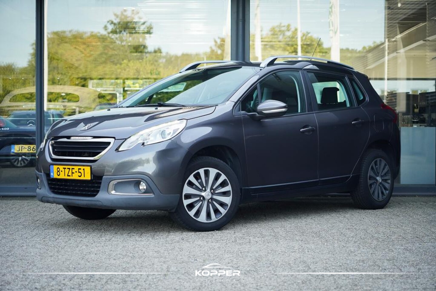 Peugeot 2008 - 1.2 VTi Active / Aut / Trekhaak / Distr.riem vervangen - AutoWereld.nl