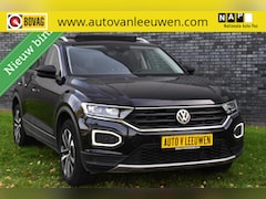 Volkswagen T-Roc - 1.5 TSI Style PANORAMADAK/CAMERA/ACC/ETC