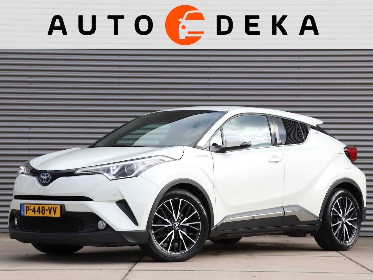 Toyota C-HR - 1.8 Hybrid Executive *Navigatie*Stoelverw.*Adaptive cruise* - AutoWereld.nl