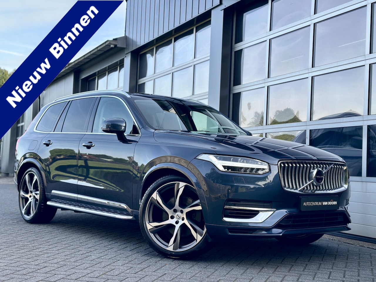 Volvo XC90 - 2.0 T8 Plug-in hybrid AWD | Long Range | Panoramadak | Luchtvering | Stoelvent. | Massages - AutoWereld.nl