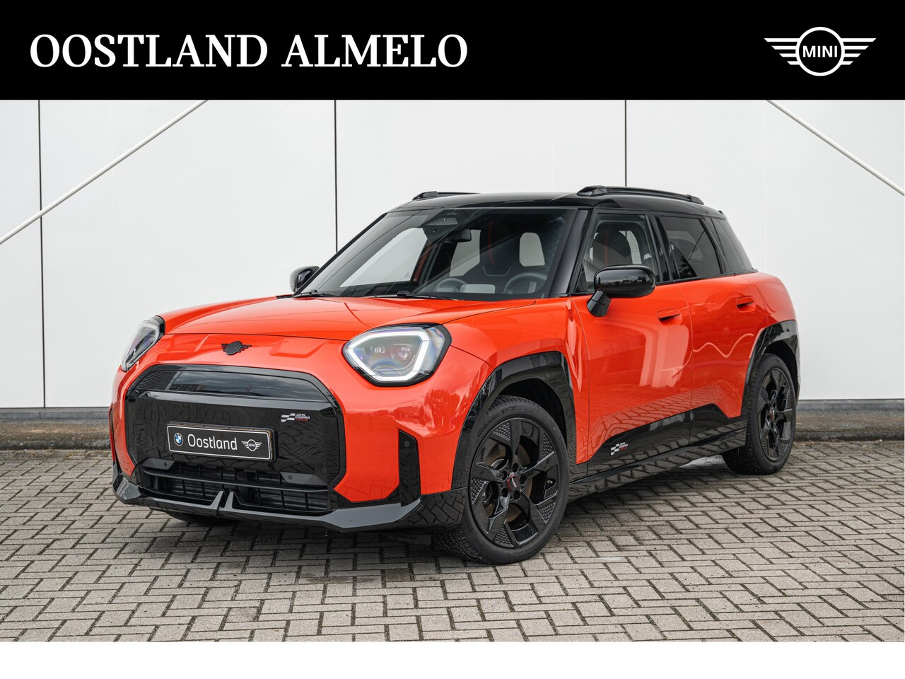 MINI Aceman - SE / Pakket M / JCW / Pakket M / JCW / 18" John Cooper Works Slide Spoke black - AutoWereld.nl