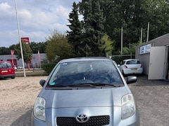 Toyota Yaris - 1.0 VVTi +