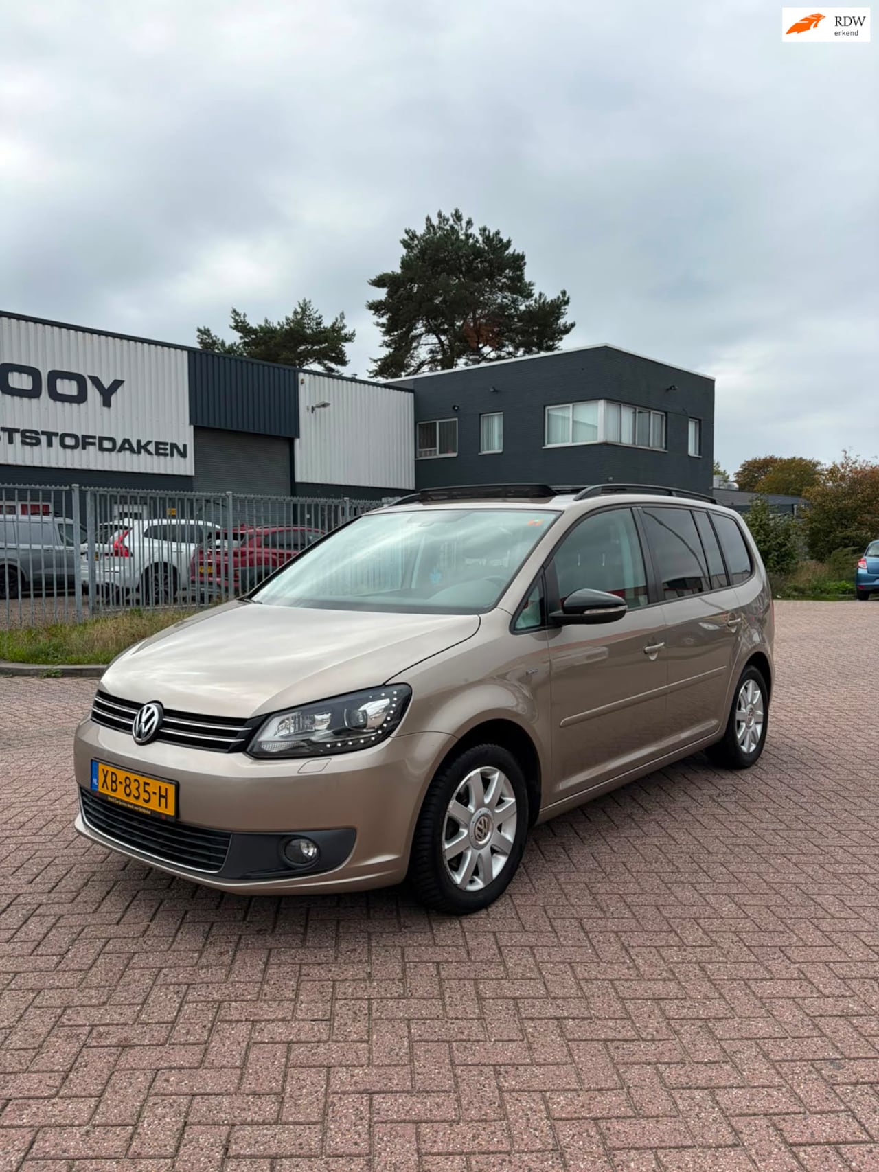 Volkswagen Touran - 1.4 TSI Highline 7p. 1.4 TSI Highline 7p. AUTOMAAT - AutoWereld.nl