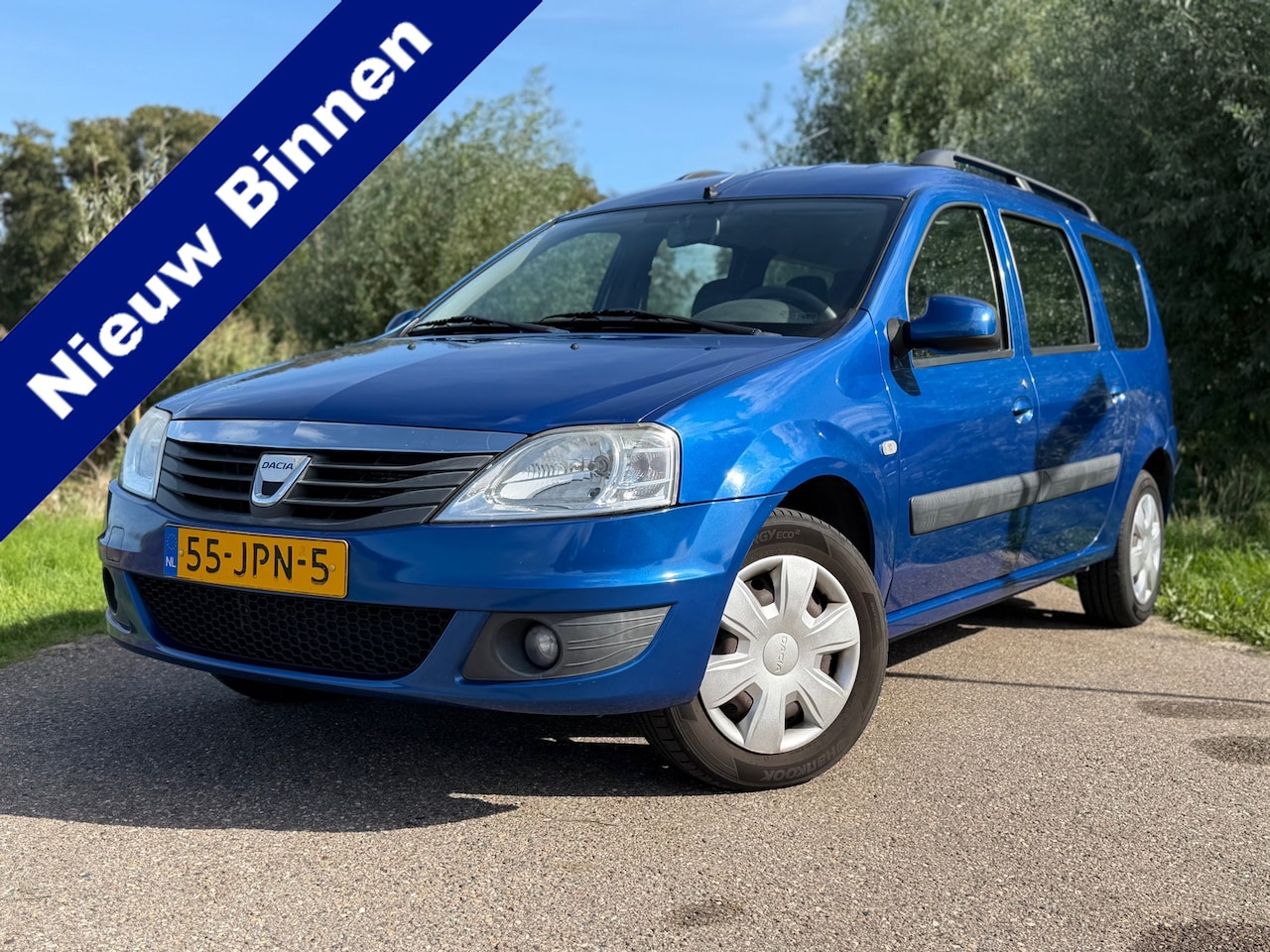 Dacia Logan MCV - 1.6-16V Lauréate / Airco / Radio-CD Speler / Trekhaak / NAP / - AutoWereld.nl