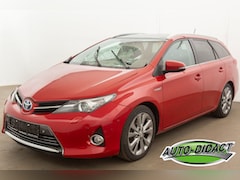 Toyota Auris Touring Sports - 1.8 Hybrid Automaat Pano Camera Navi