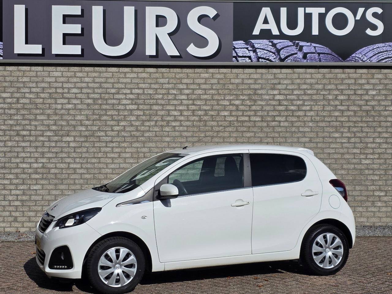 Peugeot 108 - 1.0 e-VTi Active Airco/Ccr - AutoWereld.nl