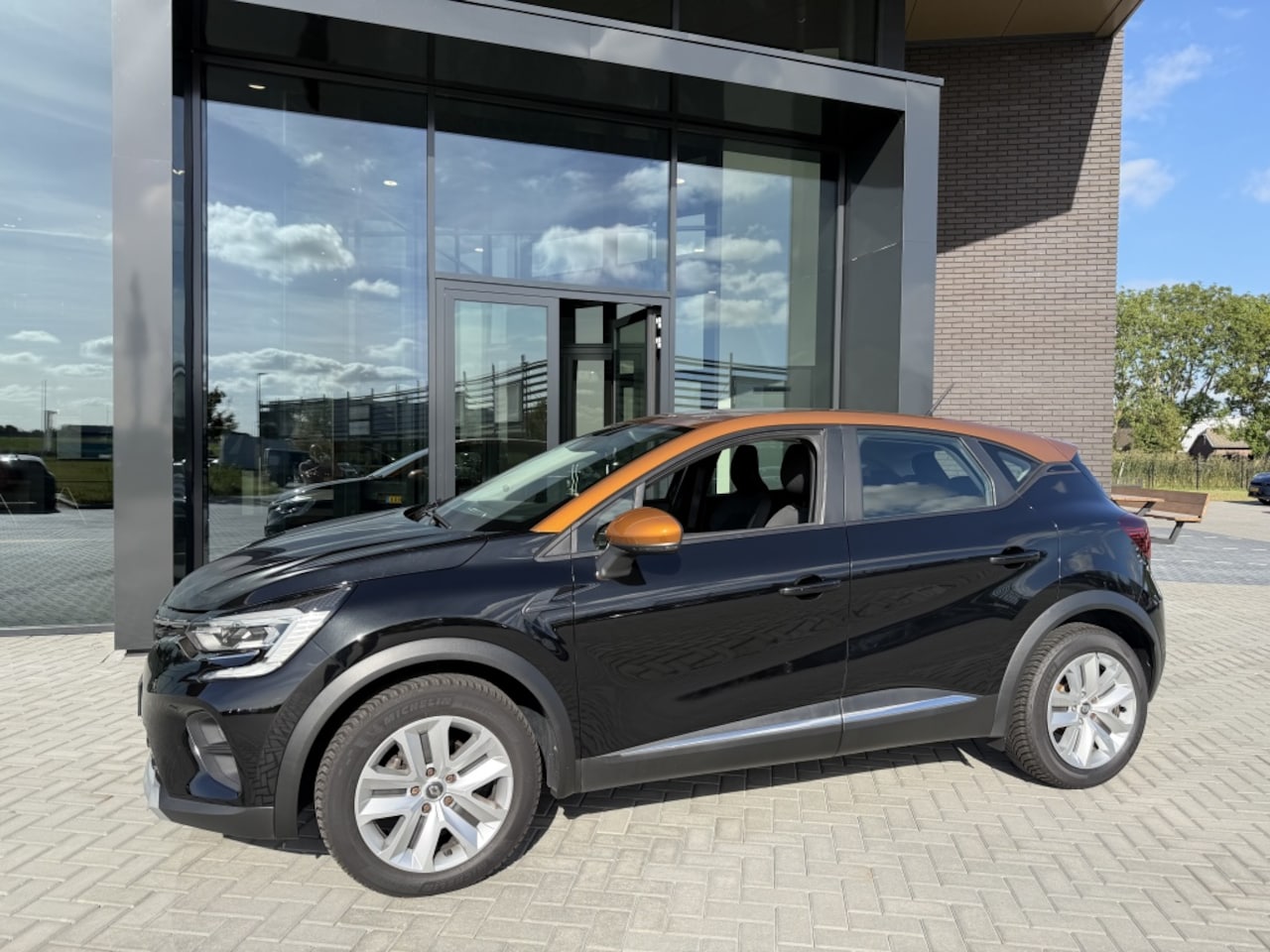 Renault Captur - 1.0 TCe Zen | PDC | CarPlay | - AutoWereld.nl