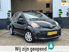 Toyota Aygo - 1.0 | VVT-i | CARPLAY | 2013 | LAGE KM | NAP | AIRCO | ELEK. RAMEN | APK |