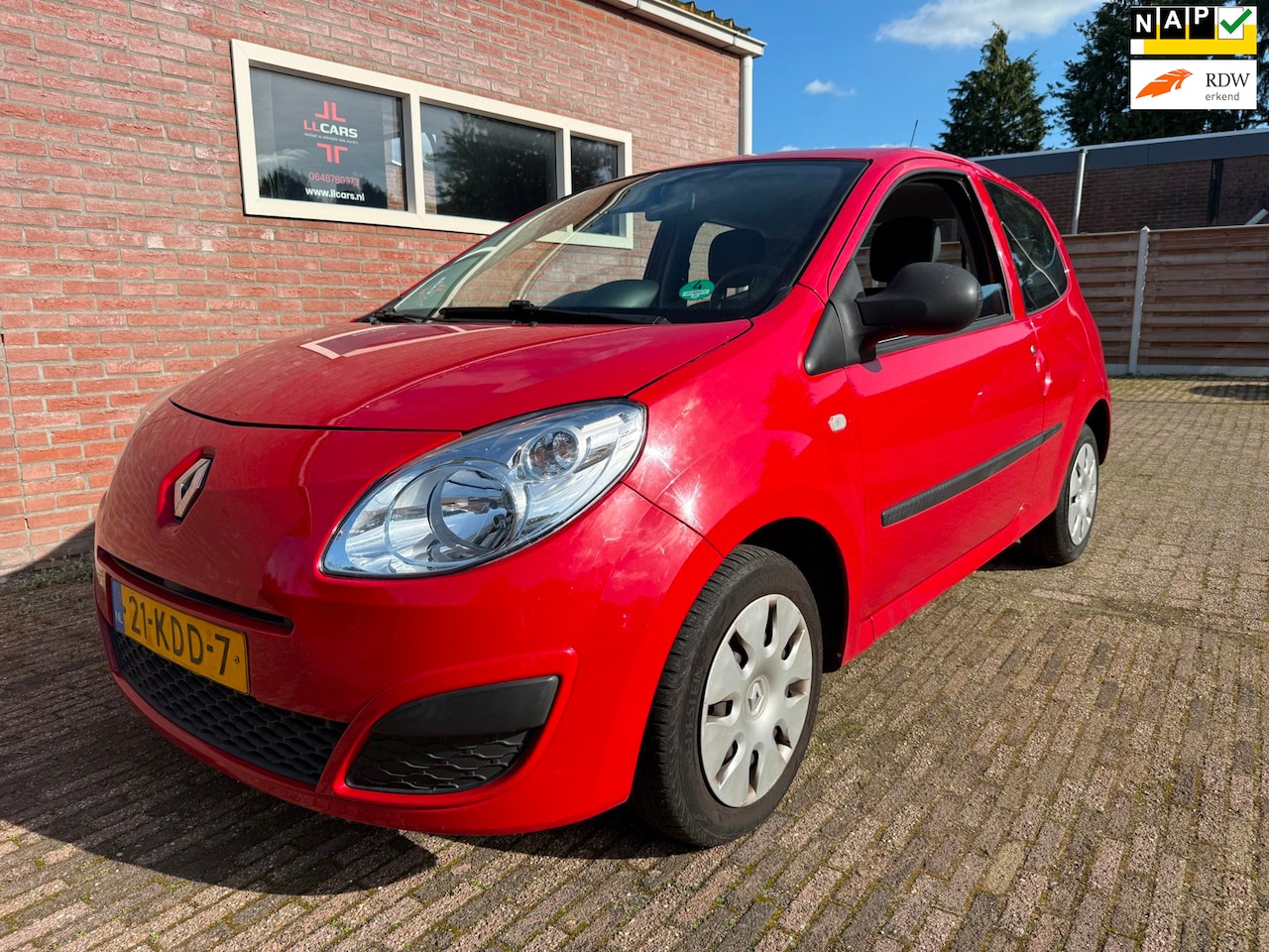 Renault Twingo - 1.2 Authentique Airco 110859km NAP elektrisch pakket - AutoWereld.nl
