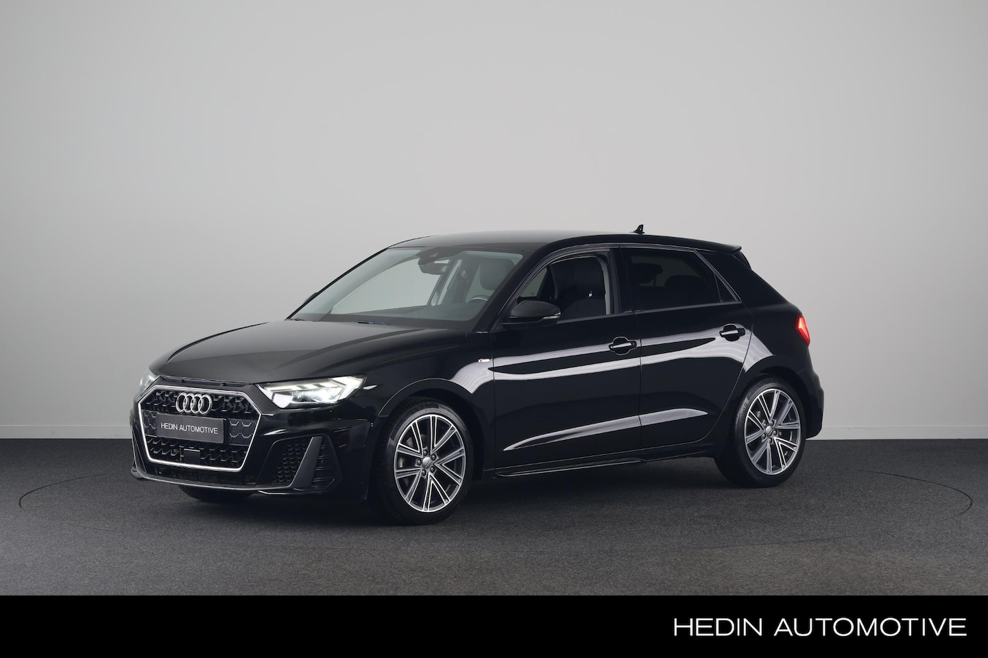 Audi A1 Sportback - 1.0 30 TFSI 85kW S tronic S Line | Stoel verwarming | Clima | Cruise cont. | PDC | - AutoWereld.nl