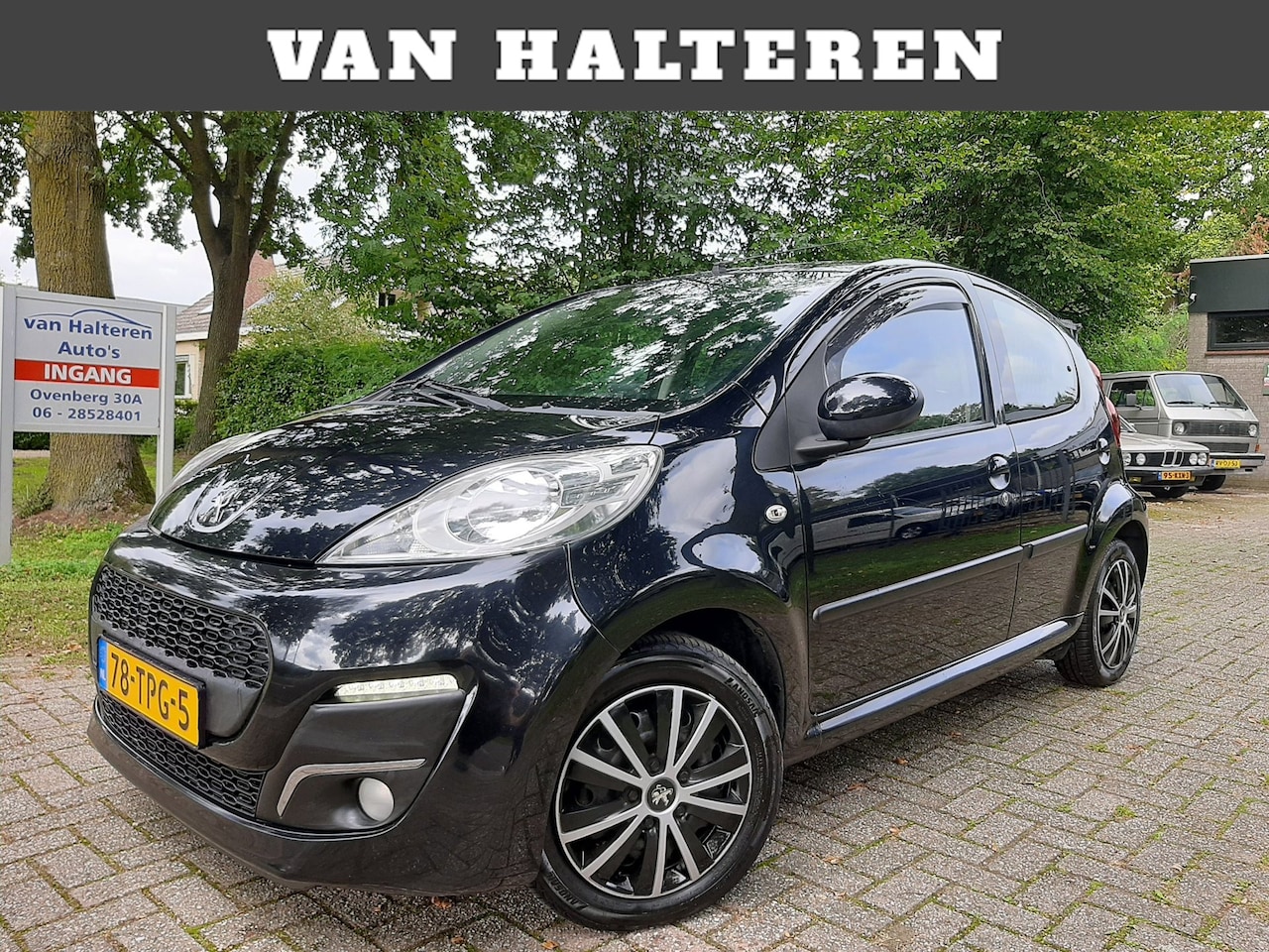 Peugeot 107 - 1.0 Airco AUTOMAAT Navigatie Camera 5-Deurs - AutoWereld.nl