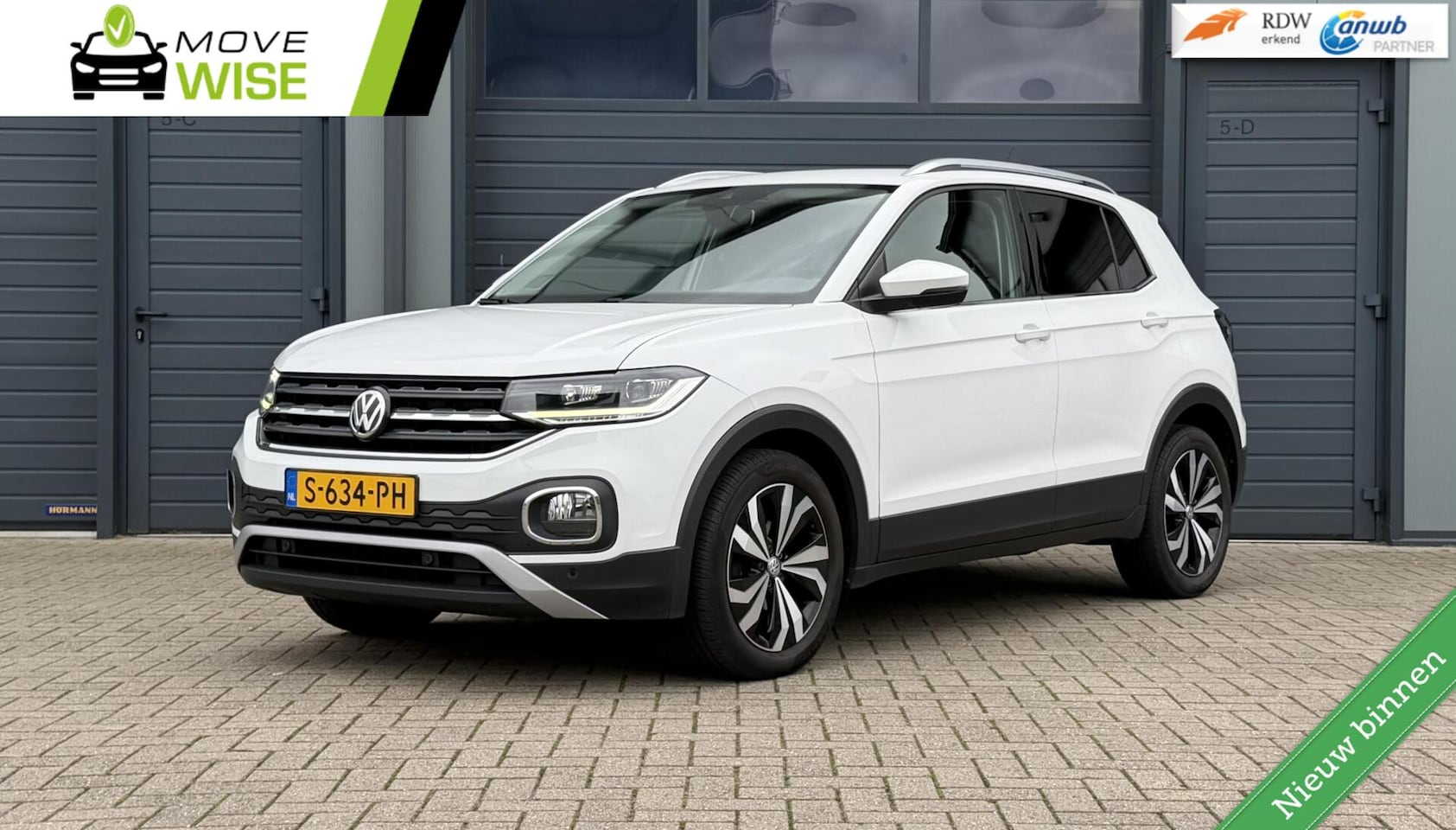 Volkswagen T-Cross - 1.0 TSI 116pk Style | AUTOMAAT | Lage KM | Trekhaak | Zeer Compleet ! | Stoelverwarming | - AutoWereld.nl