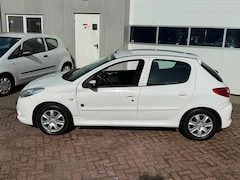Peugeot 206 - 1.4 Urban Move