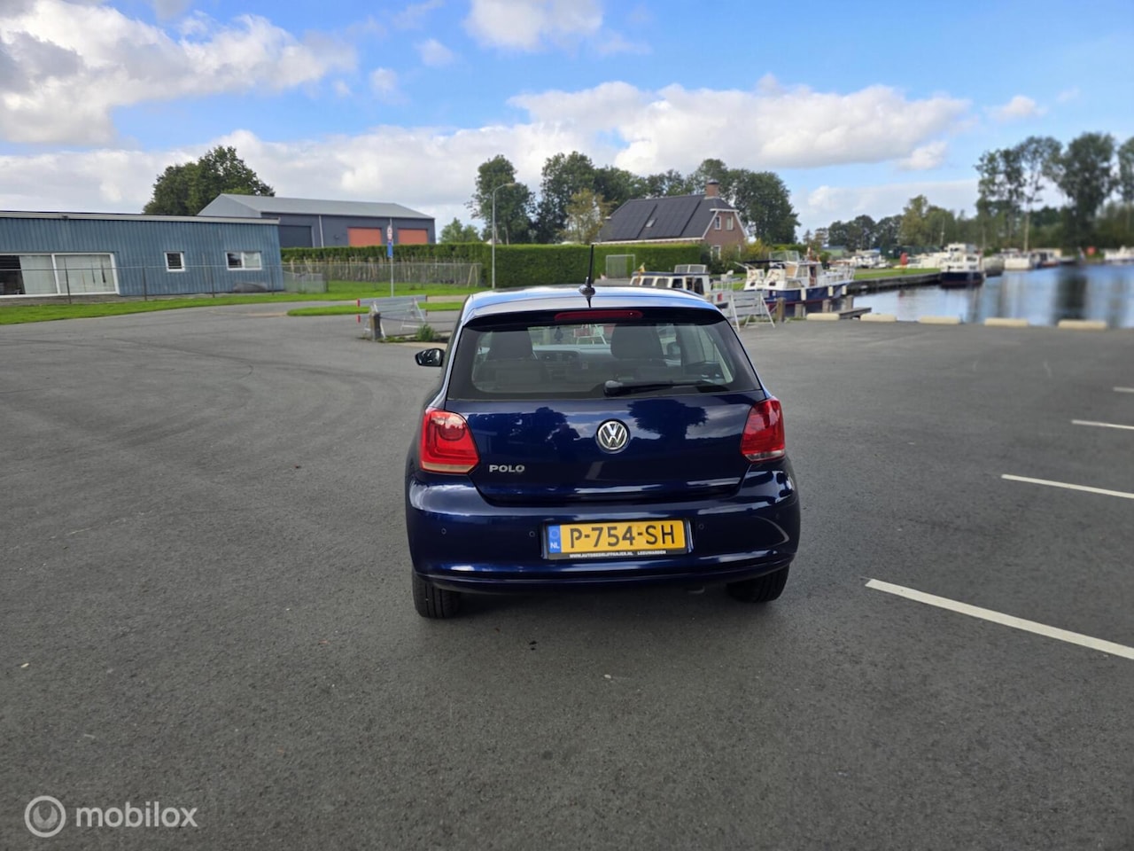 Volkswagen Polo - 1.2 Easyline lange apk airco 3drs cv el raam