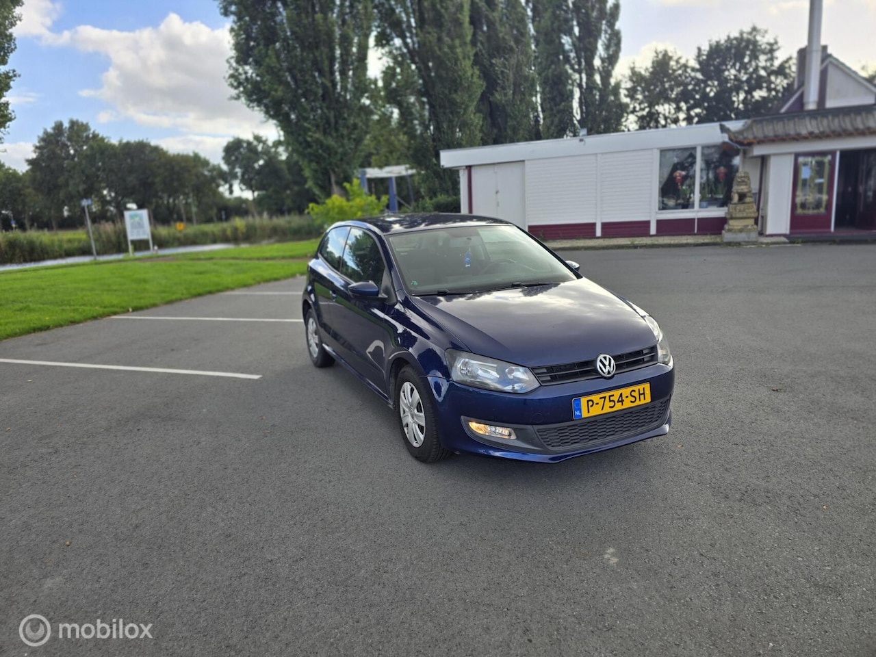 Volkswagen Polo - 1.2 Easyline lange apk airco 3drs cv el raam