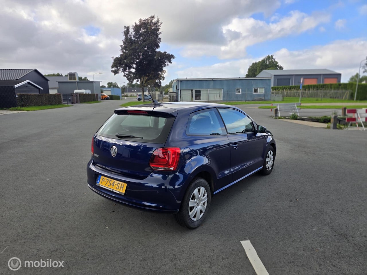 Volkswagen Polo - 1.2 Easyline lange apk airco 3drs cv el raam