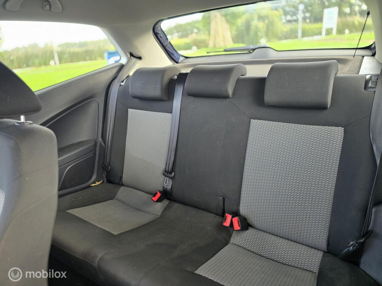 Volkswagen Polo - 1.2 Easyline lange apk airco 3drs cv el raam