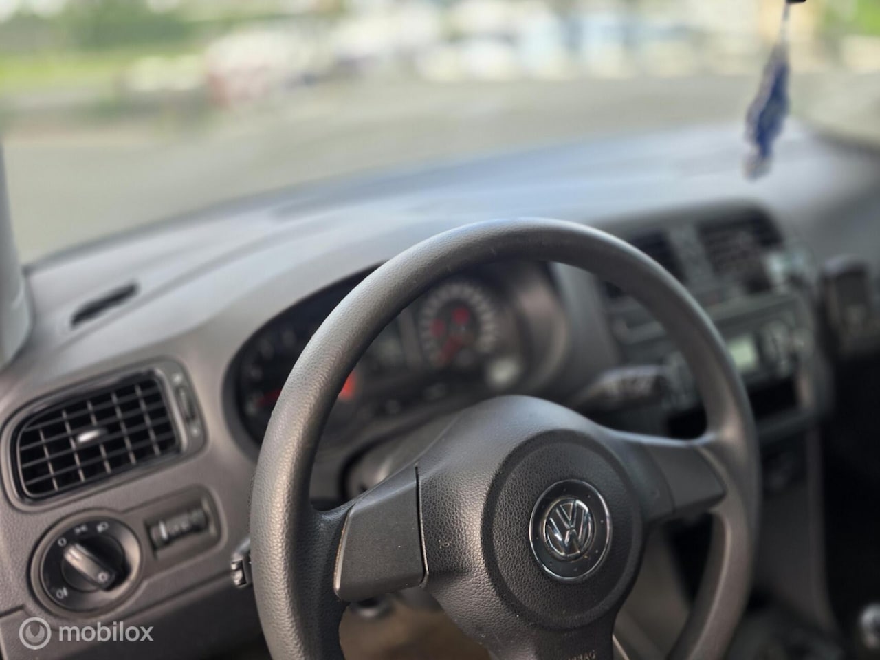 Volkswagen Polo - 1.2 Easyline lange apk airco 3drs cv el raam