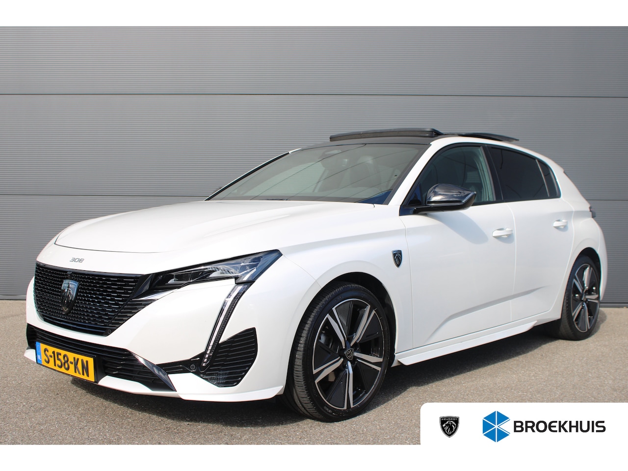 Peugeot 308 - 1.2 PureTech 130pk EAT8 GT | Automaat | Panorama/schuifdak | Focal | Navigatie | Camera vo - AutoWereld.nl
