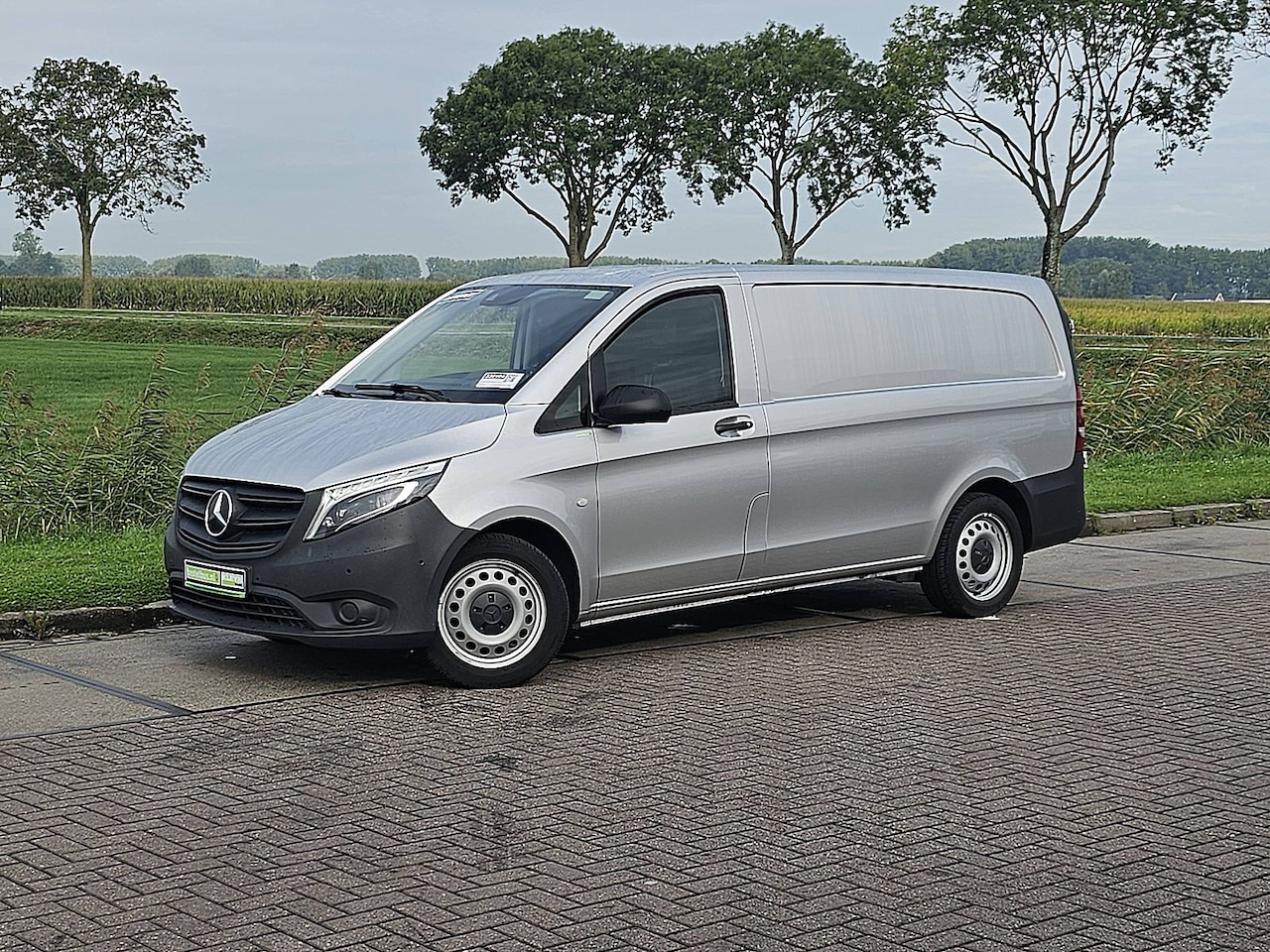 Mercedes-Benz Vito - 114 CDI L2H1 Cruise control, Airco, Pdc, Carplay, Navi, Camera, Led, Lane-assist, Stoelver - AutoWereld.nl