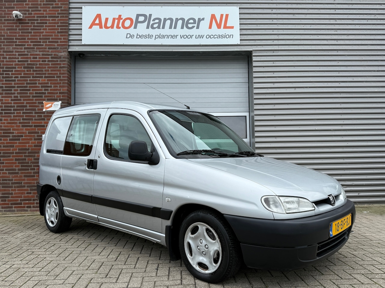 Peugeot Partner - 170C 1.9! Btw Vrij! Nieuwe APK! - AutoWereld.nl