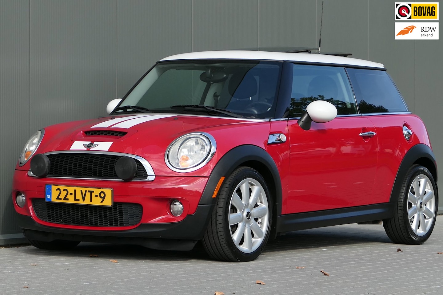 MINI 3-Deurs - 1.6 Cooper S Airco Panorama Cruise Leder - AutoWereld.nl
