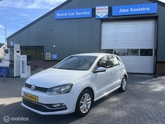 Volkswagen Polo - 1.2 TSI Comfortline 4 cilinder