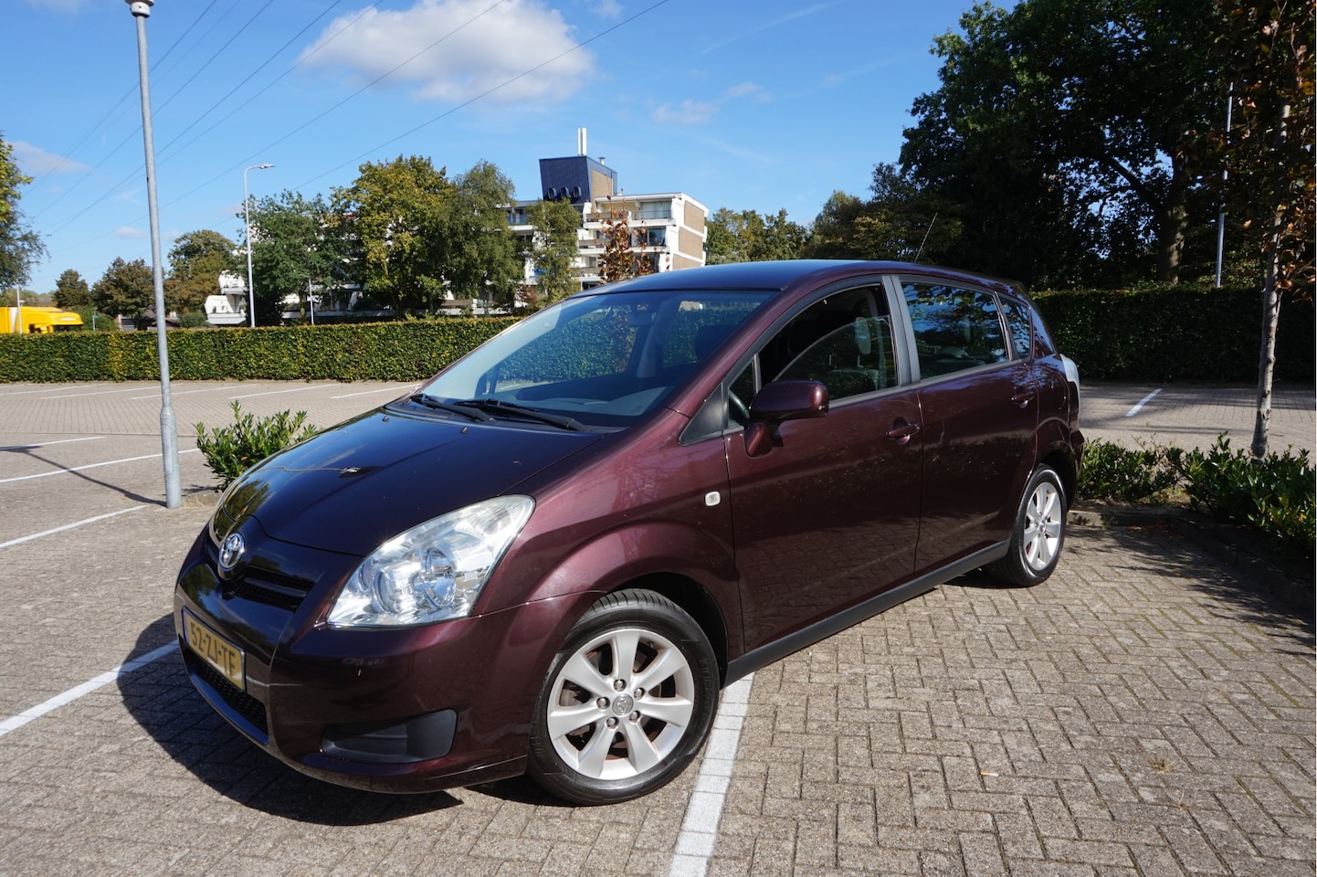 Toyota Verso - 1.6 VVT-i Terra 1.6 VVT-i Terra - AutoWereld.nl