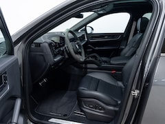 Porsche Cayenne Coupé - Turbo E-Hybrid Sport Design