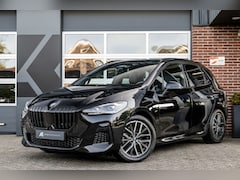 BMW 2-serie Active Tourer - 220i M Sport | Panorama | Trekhaak | Memory | Harman/Kardon | Driving Ass. + | Head-Up | 3