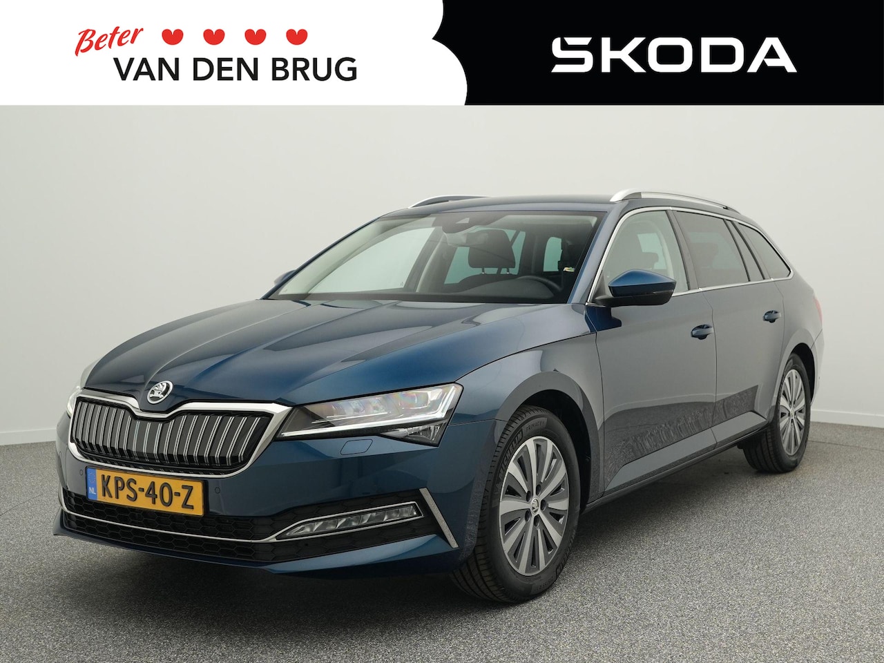 Skoda Superb Combi - 1.4 TSI 218pk iV Business Edition Plus | Trekhaak | Stoelverwarming voor & achter | Achter - AutoWereld.nl