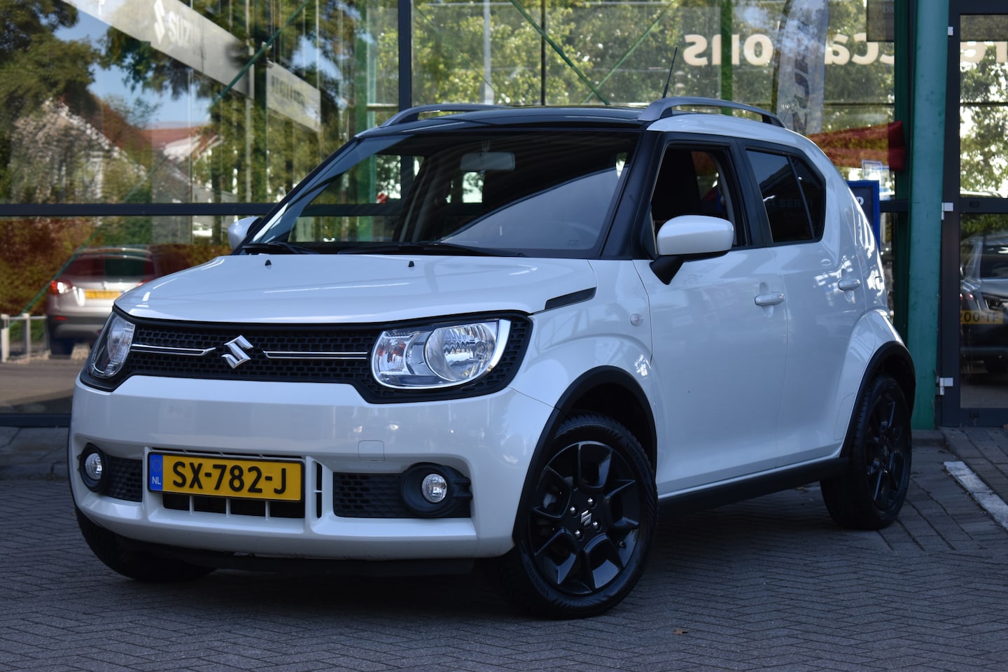 Suzuki Ignis - 1.2 Select Handgeschakeld 90pk | Cruise Control | Airco | Achteruitrijcamera | - AutoWereld.nl