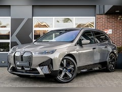 BMW iX - xDrive40 Sportpakket | Driving Ass. Prof. | 360 Camera | Head-Up | Harman/Kardon | Stoelve