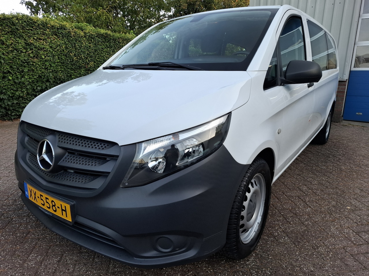 Mercedes-Benz Vito Tourer - 114 BlueTEC 19995.- INCL BTW 9-PERSOONS AUTOMAAT 135PK - AutoWereld.nl
