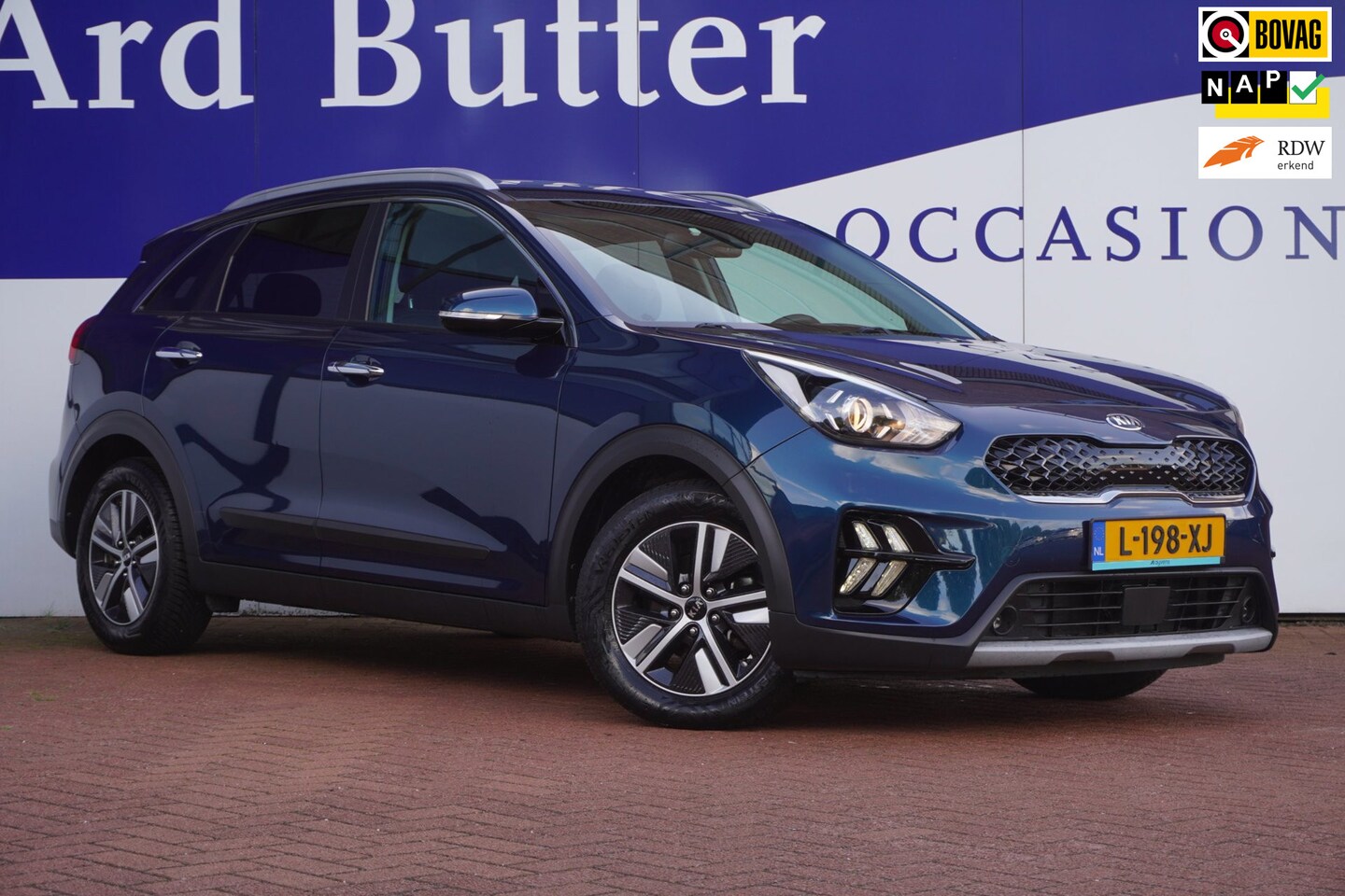 Kia Niro - 1.6 GDi Hybrid DynamicLine+Led+Leder+Vitrual+Schuifdak+Breed-Navigatie+camera+privacy-Glas - AutoWereld.nl