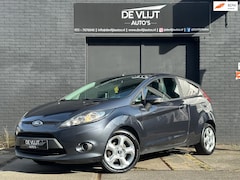 Ford Fiesta - 1.25 Titanium | Airco | Elek Ramen | MF Stuur | Carplay | CV Op Afstand | 15’ LM | NWE Apk