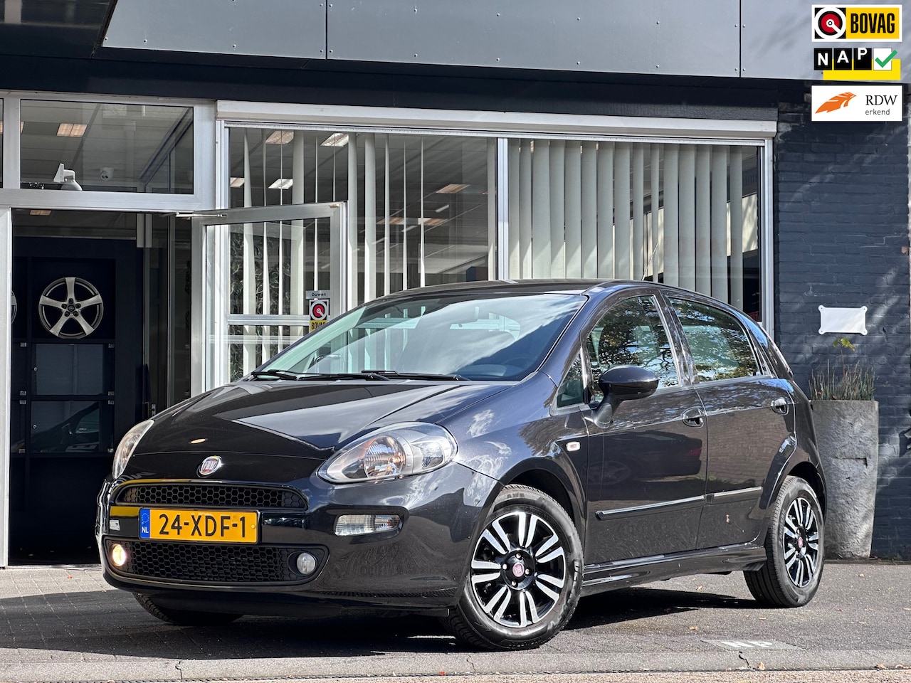 Fiat Punto Evo - 0.9 TwinAir Easy ORG NL / AIRCO / ELEKT RAMEN / NAP - AutoWereld.nl