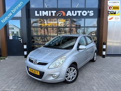 Hyundai i20 - 1.2i Business Edition/Climate/Elek.Ramen/Navi/Nap