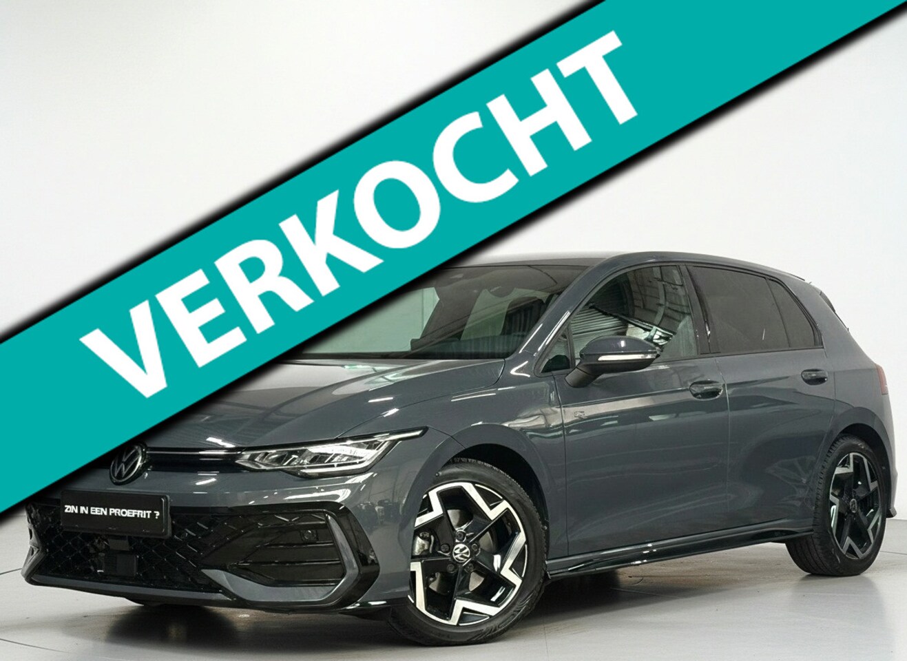 Volkswagen Golf - 1.5 eTSI R-Line Edition - ACC - Lane - Camera - - AutoWereld.nl