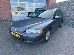 Volvo V70 - 2.4 Kinetic | APK tot 09-2027 | Trekhaak |