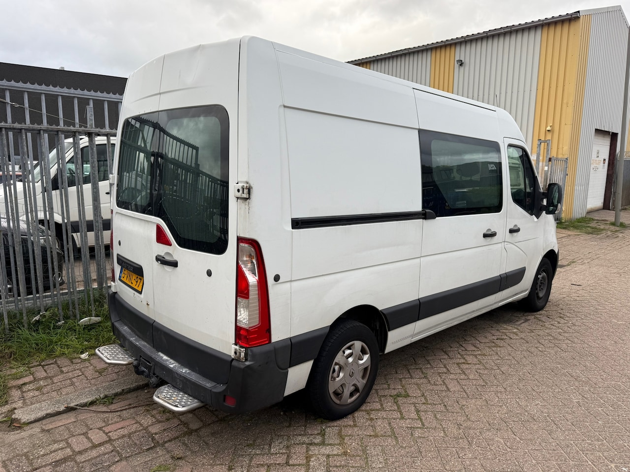 Renault Master - T35 2.3 dCi L2 EL DC T35 2.3 dCi L2 EL DC - AutoWereld.nl