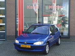 Peugeot 106 - 1.1 XT *WEINIG KM'S* *TREKHAAK* *APK T/M 24-09-2027